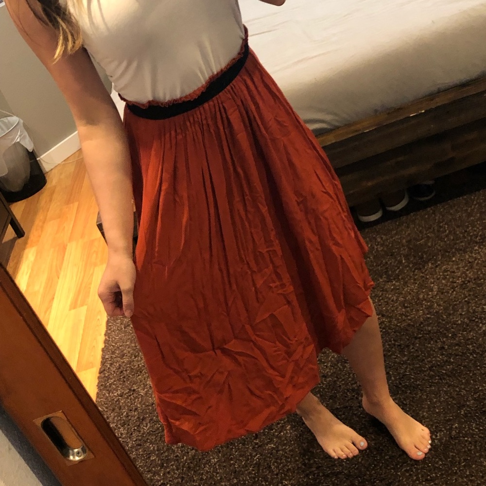 Midi dark orange skirt